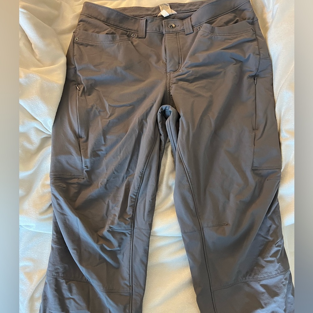 Duluth Trading Co Women’s Cargo Pants - Gray